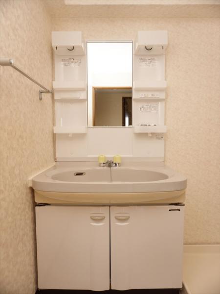 洗面設備　洗面所