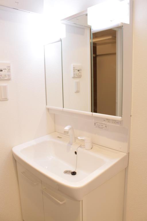 洗面設備　※別部屋参考写真