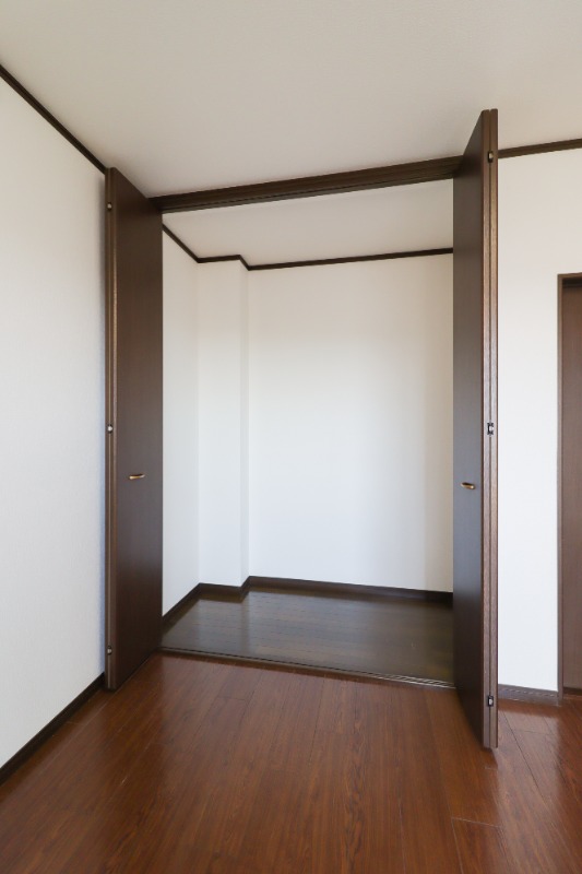 収納　図面と現状に相違がある場合には現状を優先