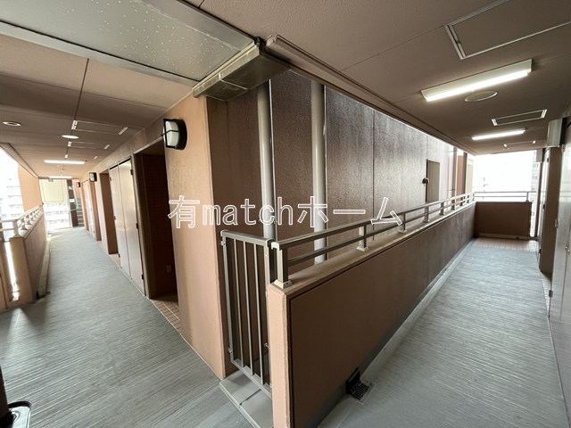 ロビー　落ち着いたロビーです