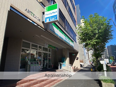 コンビニ　ファミリーマート台東一丁目店（コンビニ）まで123m