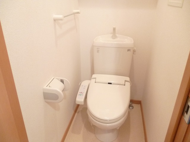 トイレ　同物件別号室参照