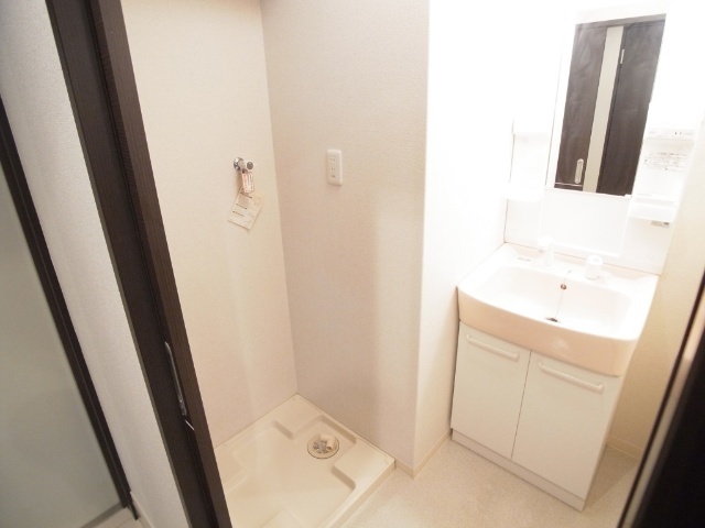 洗面設備　同型タイプ