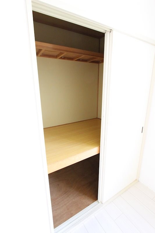 収納　別室参照