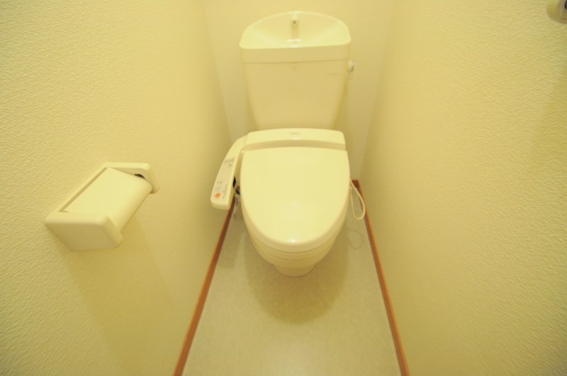 その他　温水洗浄便座　完備！！