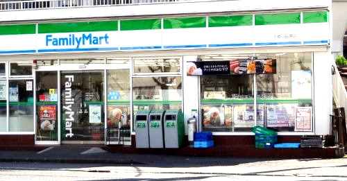 コンビニ　ファミリーマート アスロード小田栄店（コンビニ）まで442m