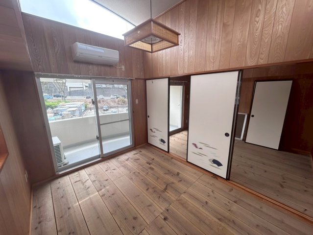 居室・リビング　フレビューＨＩＧＡ★那覇市首里末吉町エリア