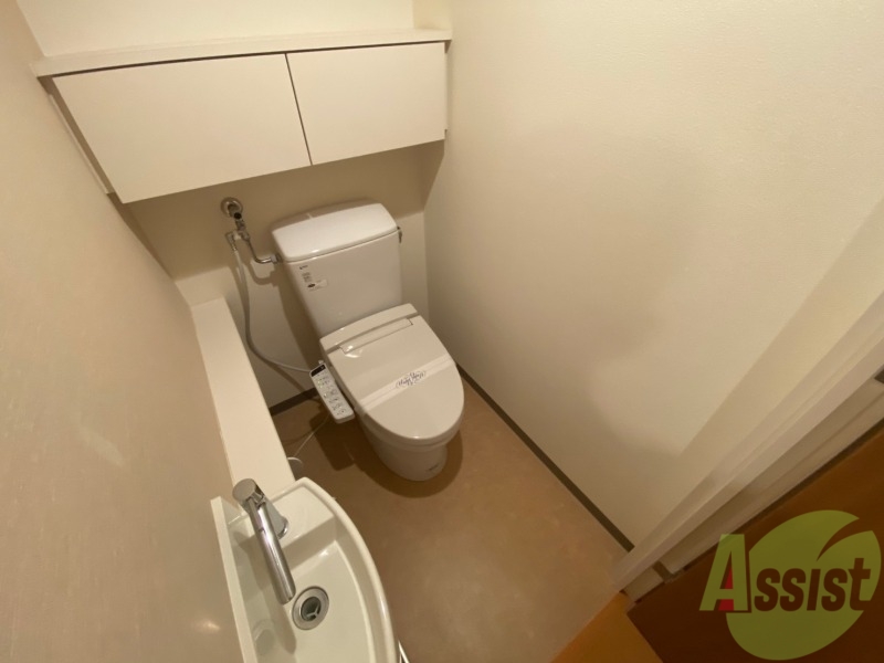 トイレ　トイレです。ウォシュレット付を探している方、おすすめです。