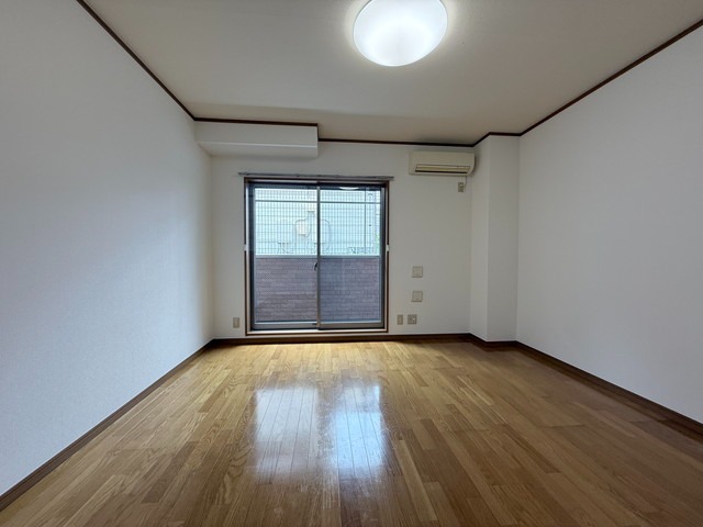 居室・リビング　別号室の写真です。