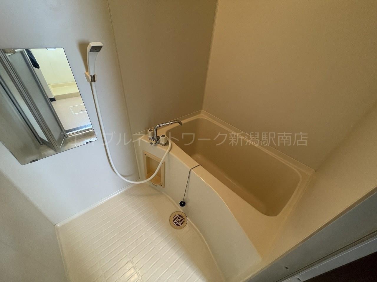 バス・シャワールーム　参考写真