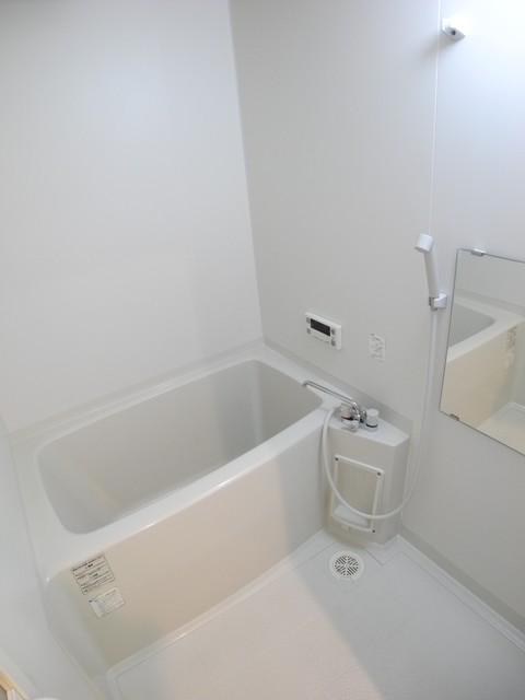 バス・シャワールーム　※同間取りの別の階のお部屋の写真です※