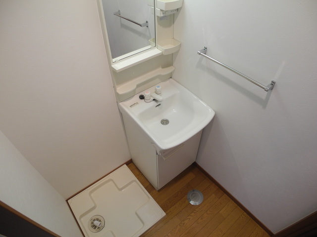 洗面設備　※同間取りの別の階のお部屋の写真です※