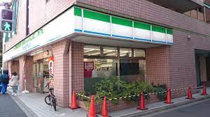コンビニ　ファミリーマート 神田佐久間町店（コンビニ）まで153m