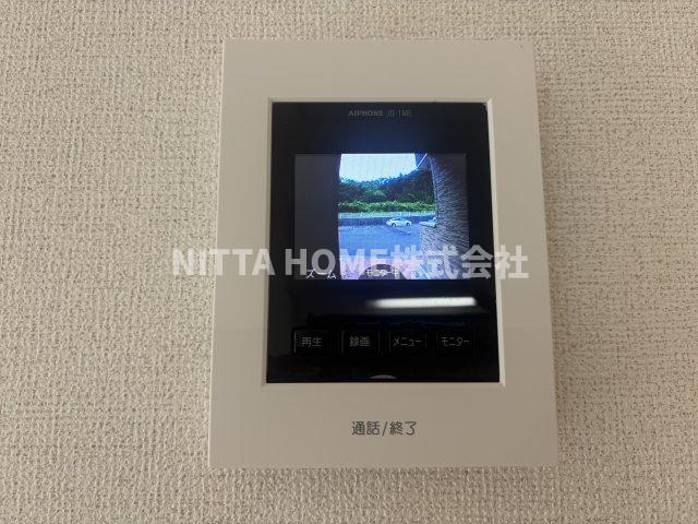 玄関　大きなシューズボックス付きの玄関ですよ(^^♪