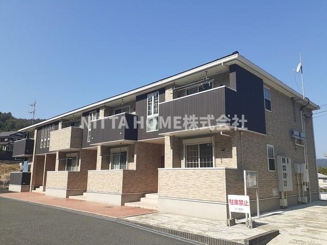 建物外観　ウォークインクローゼットが２つついているのが特徴◇