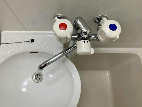 洗面設備　同タイプの写真です。仕様が異なる場合があります。