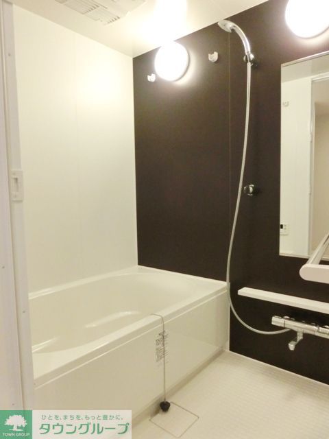 バス・シャワールーム　※写真は同タイプ住戸です。
