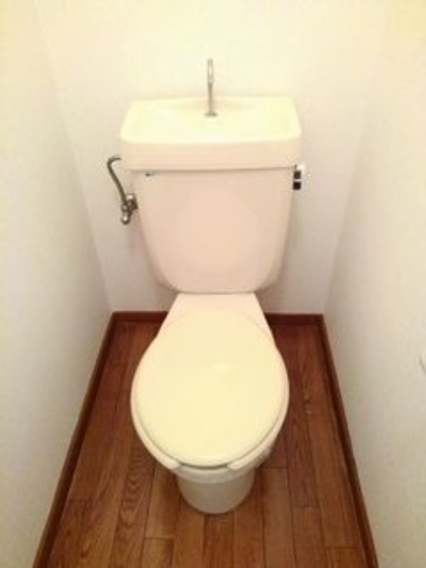 トイレ　図面と現状に相違がある場合には現状を優先