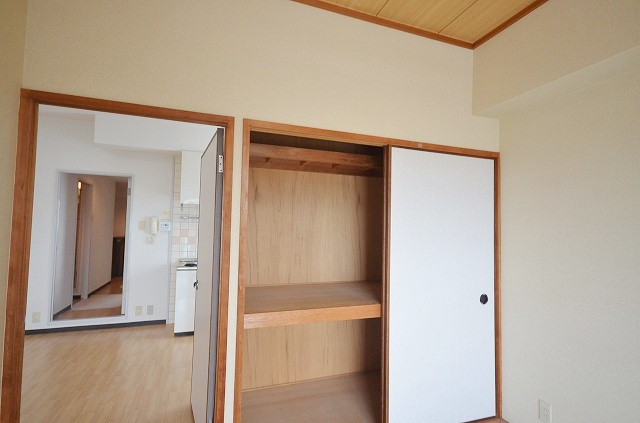 収納　別号室の写真です（反転）