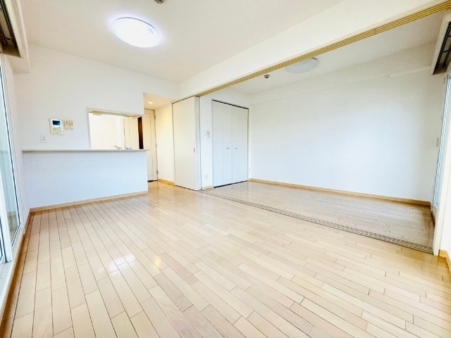 居室・リビング　※同室参考