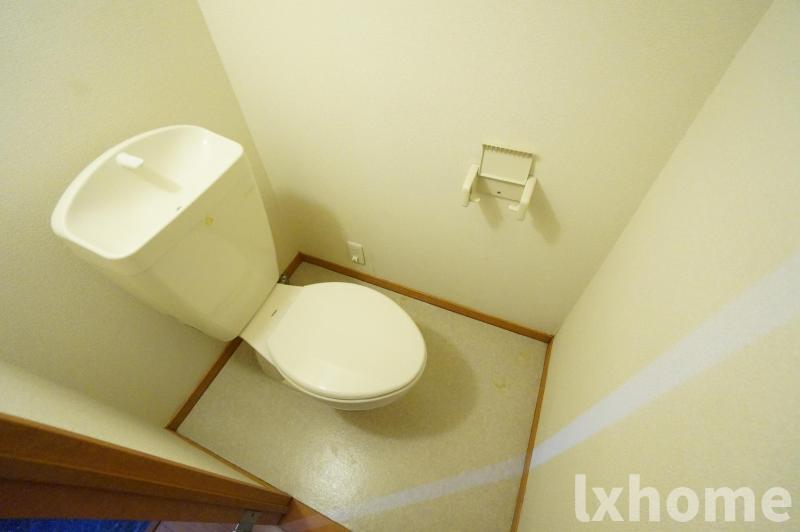 トイレ　シンプルで使いやすいトイレです