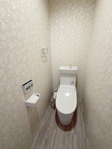 トイレ　トイレもきれいです