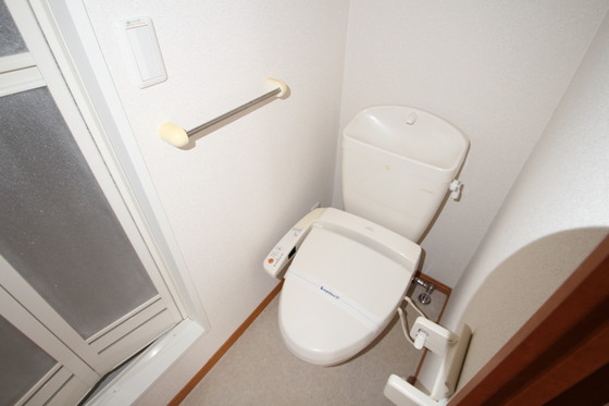 トイレ　※別部屋の写真です