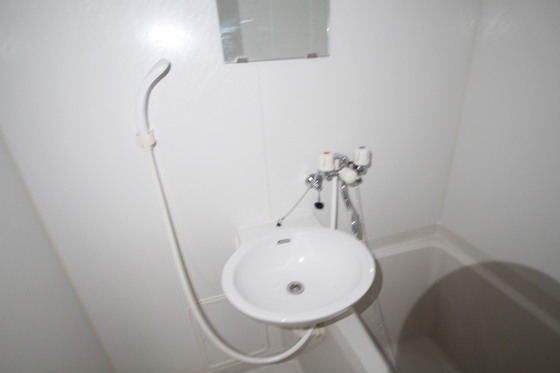 洗面設備　※別部屋の写真です