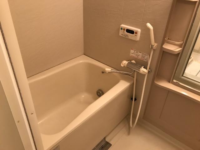 バス・シャワールーム　バス