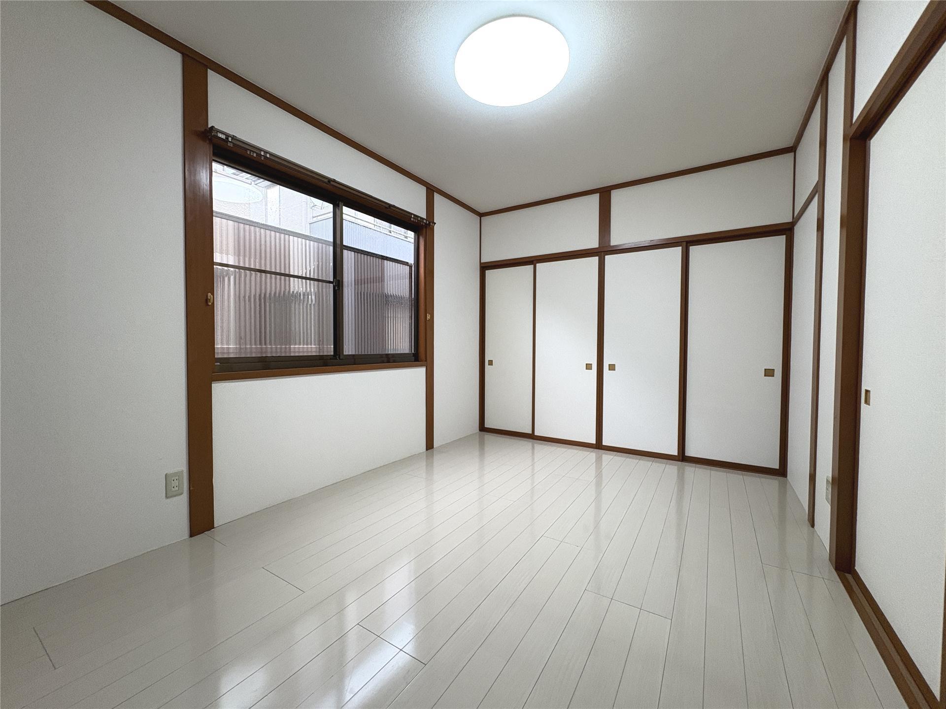 その他部屋・スペース　押入収納付きの洋室です