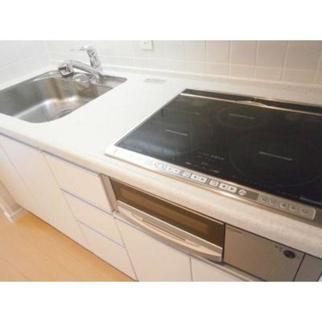 キッチン　※写真は同タイプ住戸です。