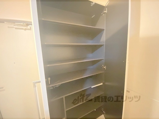 収納　下駄箱