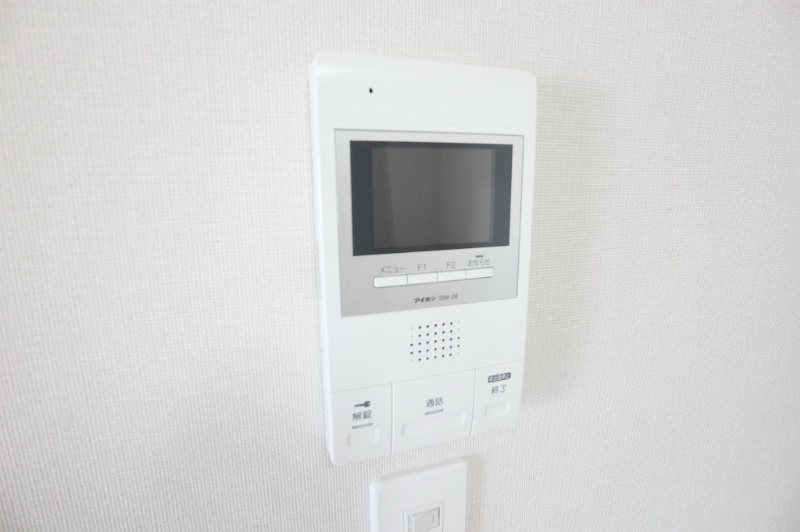セキュリティ　TVモニター。防犯も安心。
