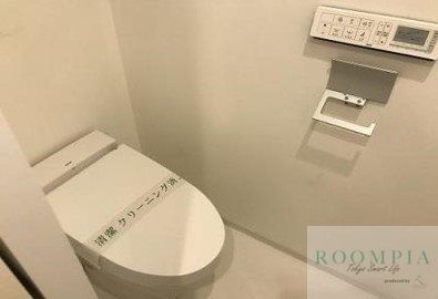 トイレ　※同タイプの別のお部屋です。