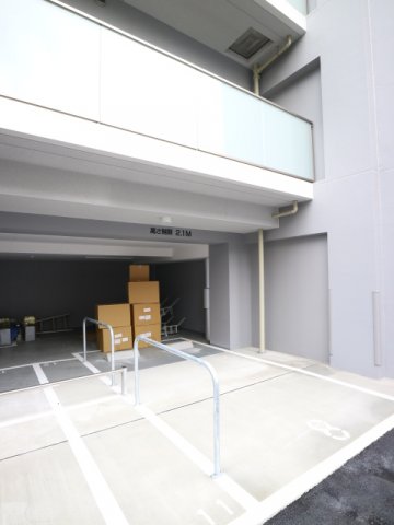 駐車場　※参考写真