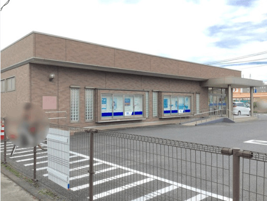 銀行　七十七銀行岩切支店（銀行）まで513m