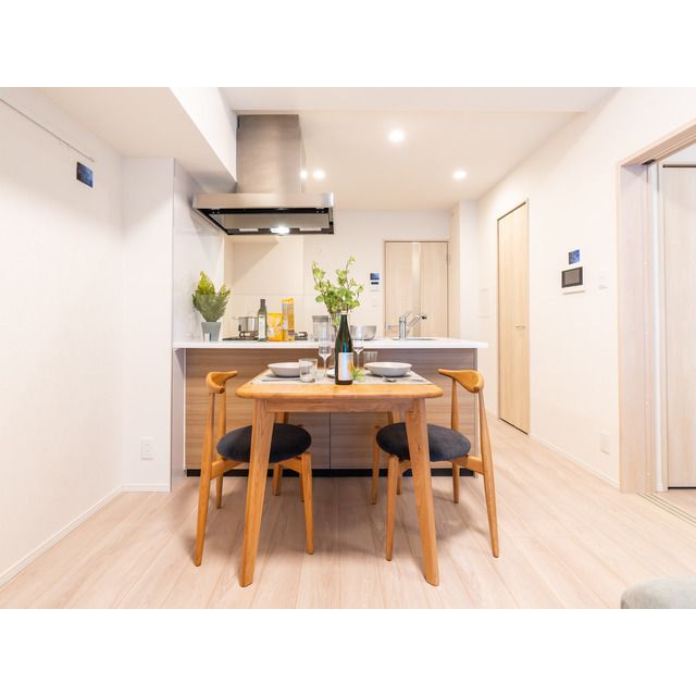 居室・リビング　家具・調度品等は実際の賃貸住居 には含まれません