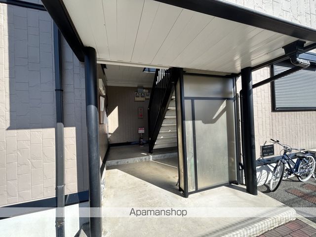 コンビニ　ローソン岸和田中井町店（コンビニ）まで619m