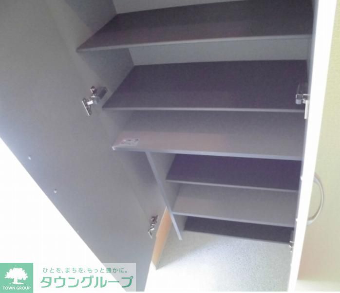 玄関　収納
