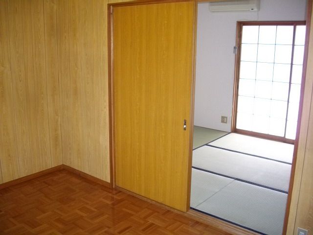 その他部屋・スペース　２階６帖洋室