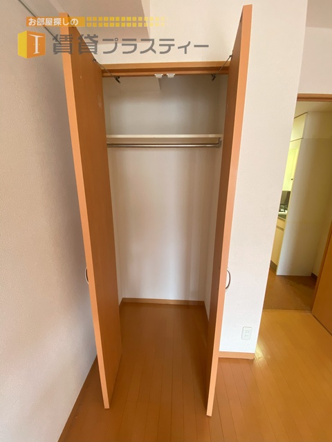 収納　大事な洋服がシワになりませんね。