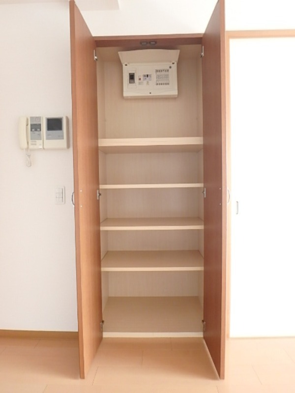 収納　図面と現状に相違がある場合には現状を優先
