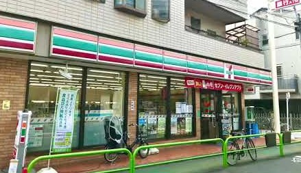 コンビニ　セブンイレブン板橋南町店（コンビニ）まで291m