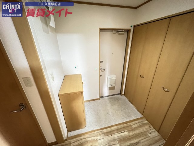玄関　同型参考写真