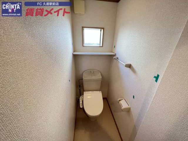 トイレ　同型参考写真