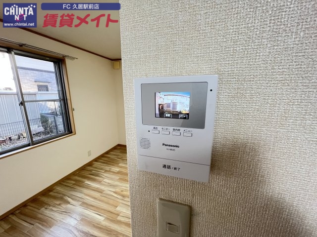セキュリティ　同型参考写真