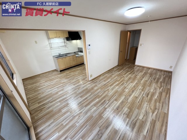居室・リビング　同型参考写真