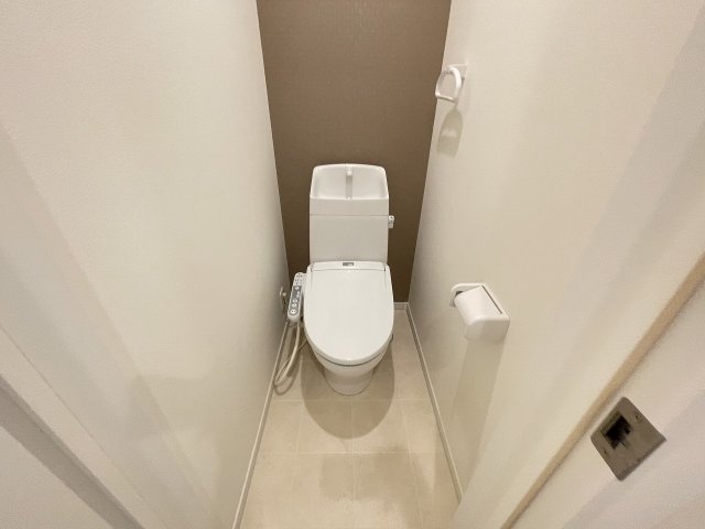 トイレ　落ち着いたトイレです