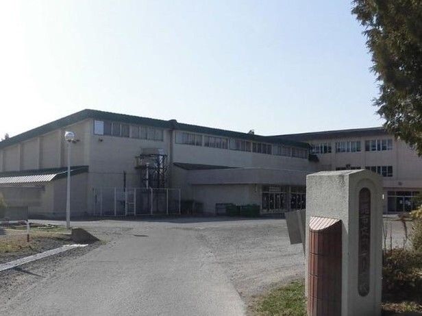 小学校　函館市立中央小学校（小学校）まで1000m