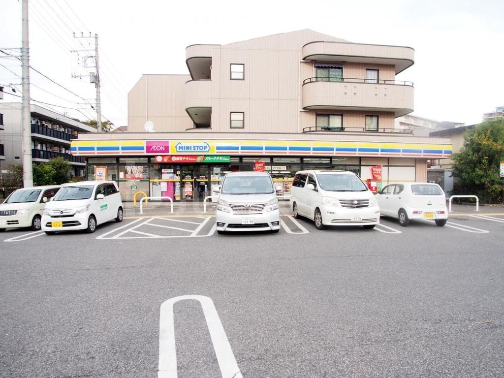 コンビニ　ミニストップ海神3丁目店（コンビニ）まで90m